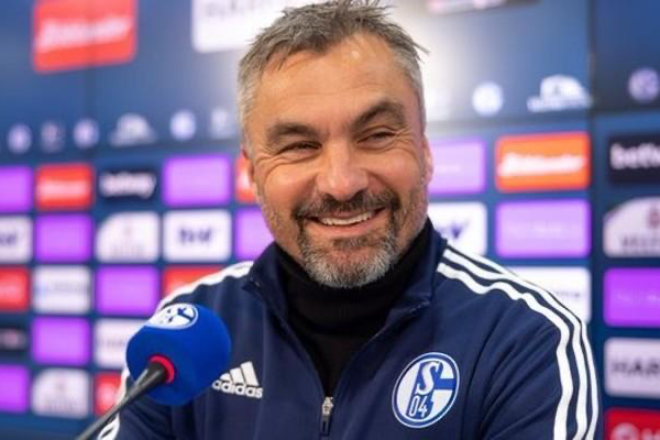 II Bundesliqada baş məşqçi ayrılığı