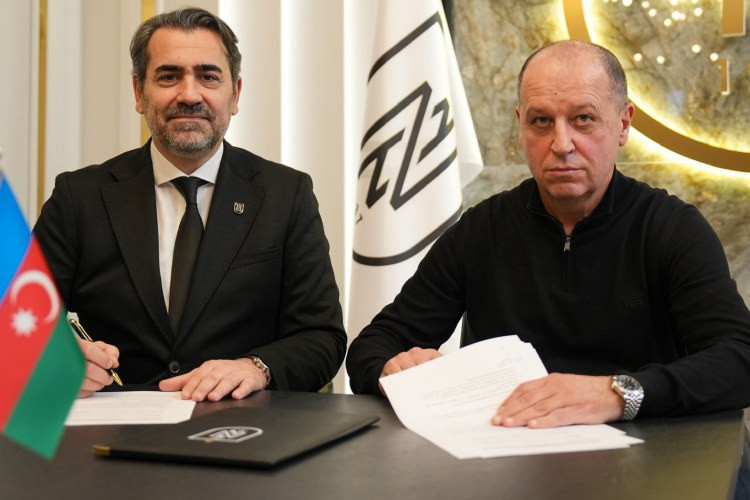 "Neftçi" yeni baş məşqçisini açıqladı - RƏSMİ