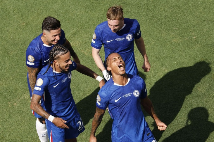 "Çelsi"nin iki müdafiəçisi qışda karyerasını İtaliyada davam etdirə bilər