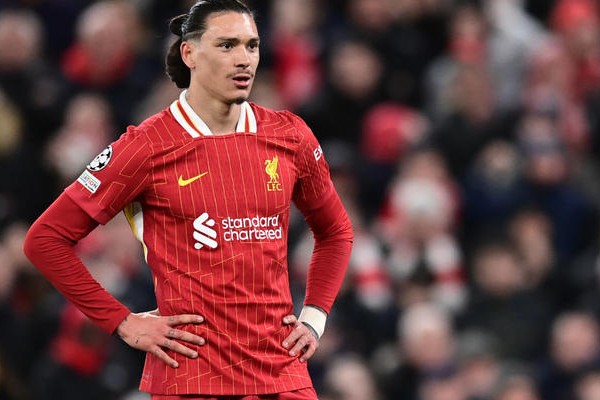 “Napoli” uruqvaylıya görə “Liverpul”a 43 milyon təklif edib