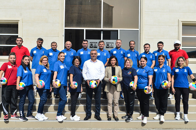 “Playmakers” layihəsi çərçivəsində təlim-seminar