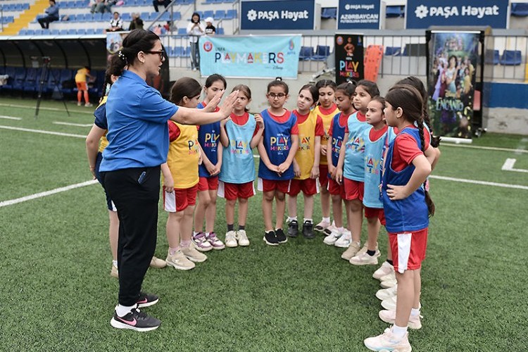 Bakıda UEFA-nın dəstəyi ilə futbol festivalı keçirilib