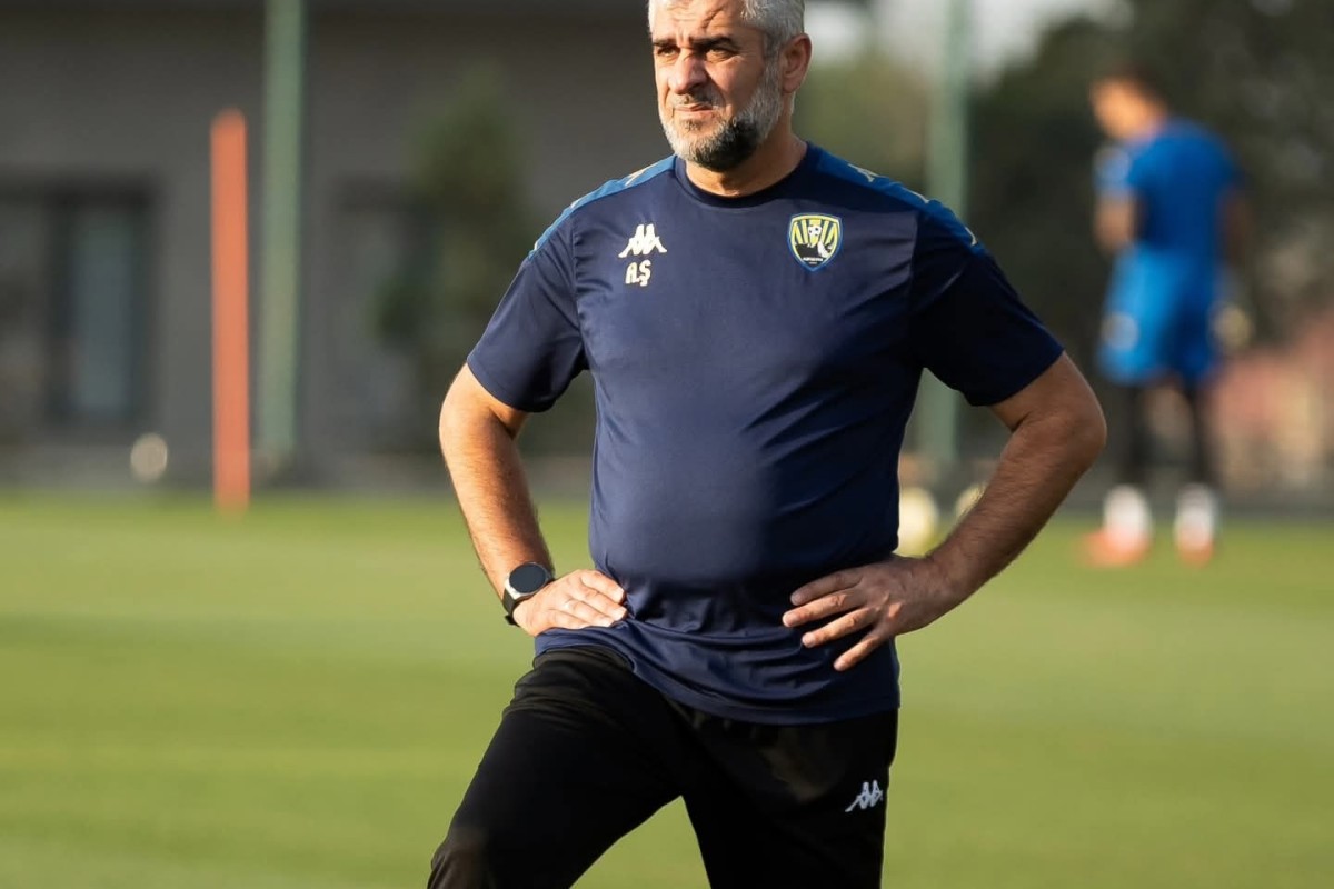 Adil Şükürov: "Futbolçuların məşqlərdə etdiklərinin qarşılığını oyunlarda görə bilmirik"