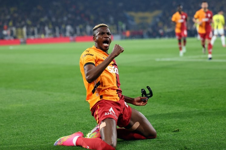 Viktor Osimhenə Səudiyyə Ərəbistanından təklif