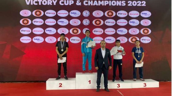 Azərbaycan güləşçilərindən Antalyada 12 medal