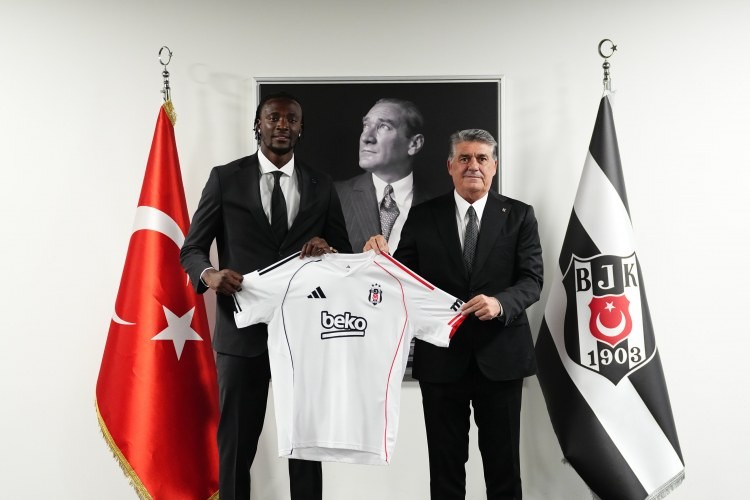 İngiltərə millisinin hücumçusu "Beşiktaş"da - RƏSMİ