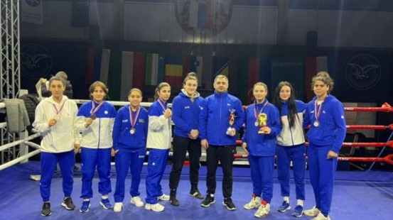 Azərbaycan boksçularından ilin ilk yarışında 7 medal