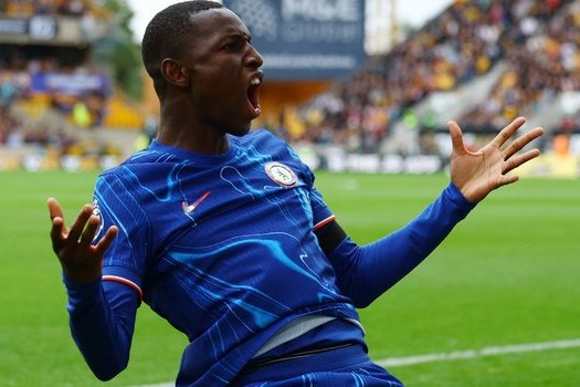 “Aston Villa” 50 milyonluq hücumçunu istəyir