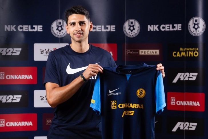 "Sabah"ın rəqibi ispaniyalı müdafiəçi transfer etdi