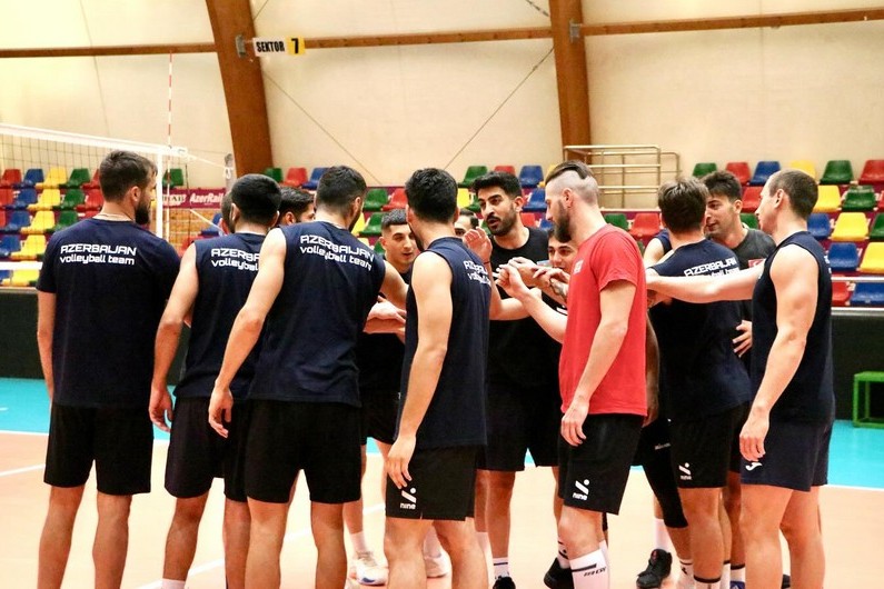 Voleybol üzrə Azərbaycan millisi təsnifat məshələsinə hazırlıqlara start verib