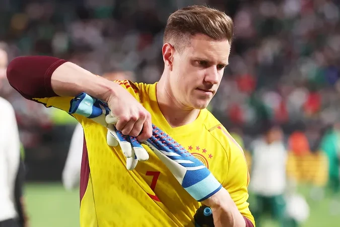 Alman qolkiper “Qalatasaray”ın təklifini qəbul etmədi