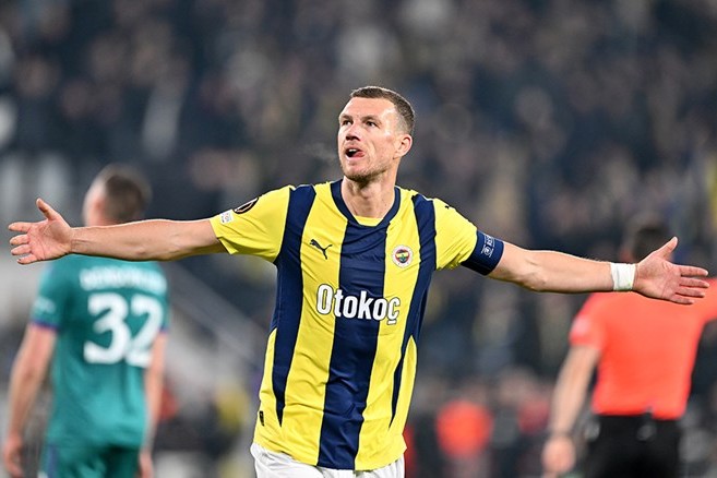 “Fənərbağça”da ayrılıq