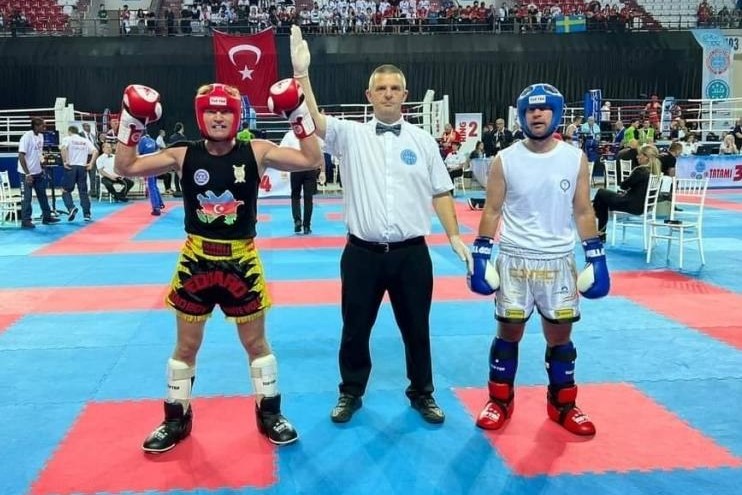 Eduard Məmmədov 28-ci dəfə dünya çempionu oldu 