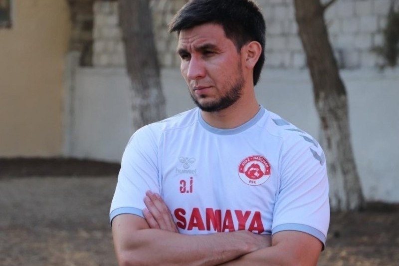 Əfran İsmayılov: "Həm futbolumuz geri düşür, həm də pulumuz xərclənir"