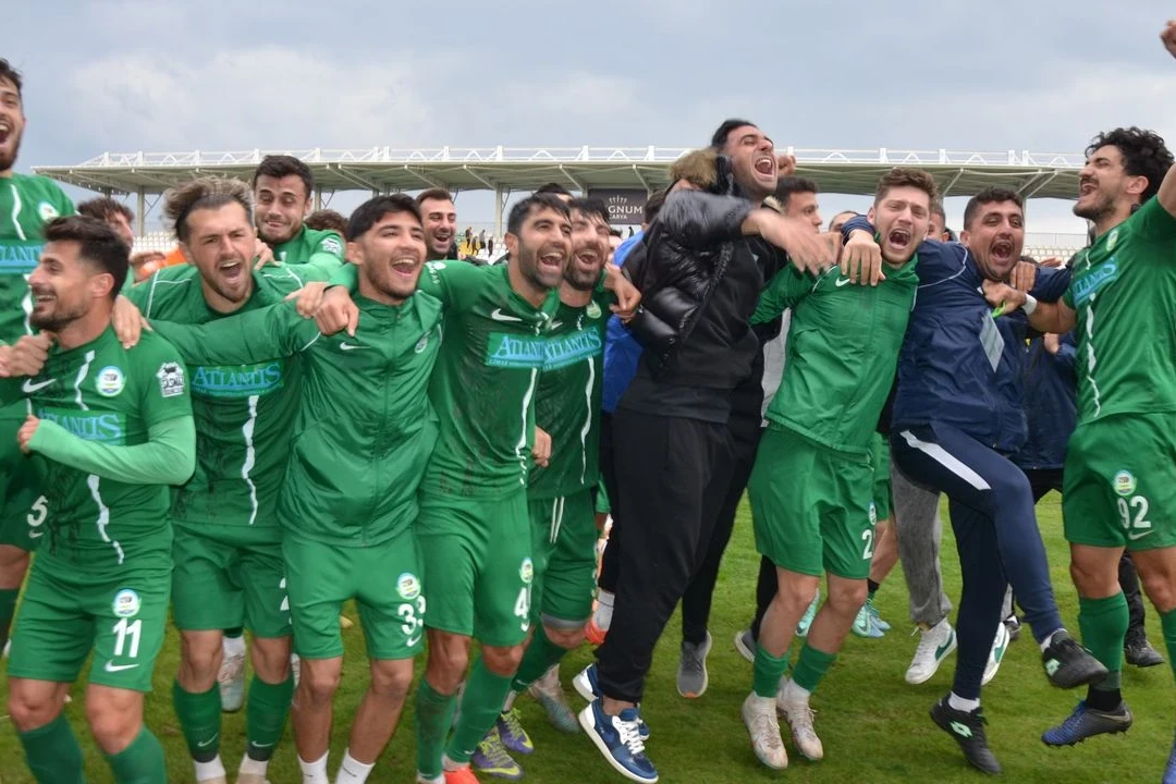 Azərbaycanlı iş adamı 4 milyon avroya Türkiyə klubunun səhmlərini alır