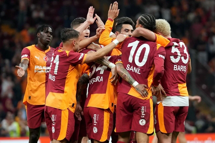 UEFA ÇL: "Qalatasaray" qalib gəlib, "Kayrat" 5 qol buraxıb