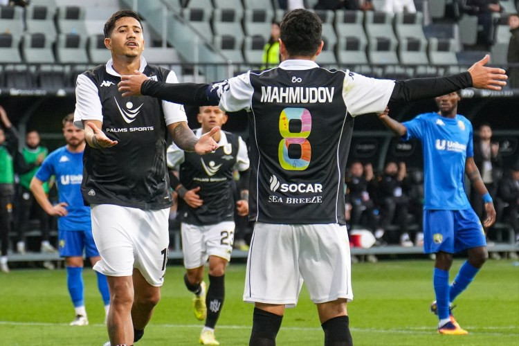 Bir biletlə "Neftçi"nin iki oyununu izləmək imkanı