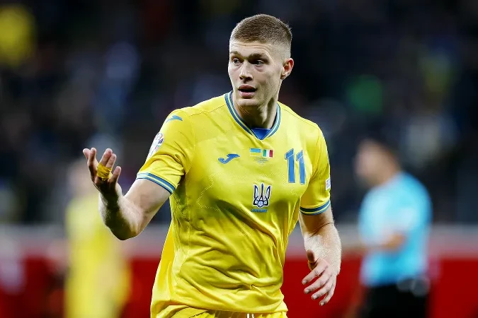 “Napoli” ukraynalı forvardın transferi barədə düşünür