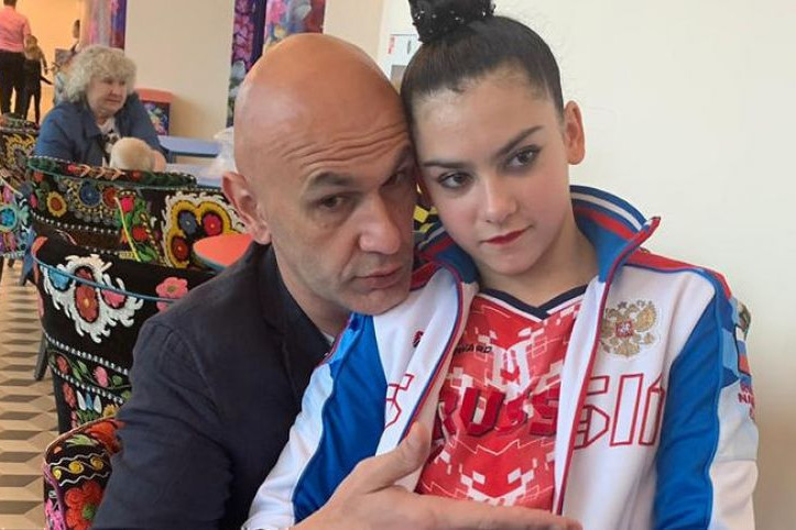 Dmitri Kramarenko: "Məşqdən sonra “ayaqqabıma buzlu su tökdülər” dedi