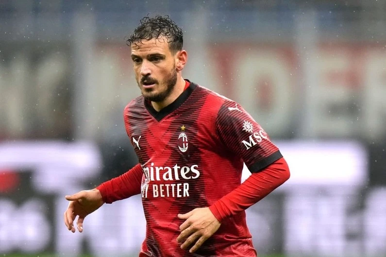 Alessandro Florensi karyerasını bitirdi