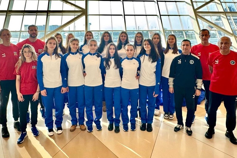 Voleybol yığmamız Polşaya yollandı