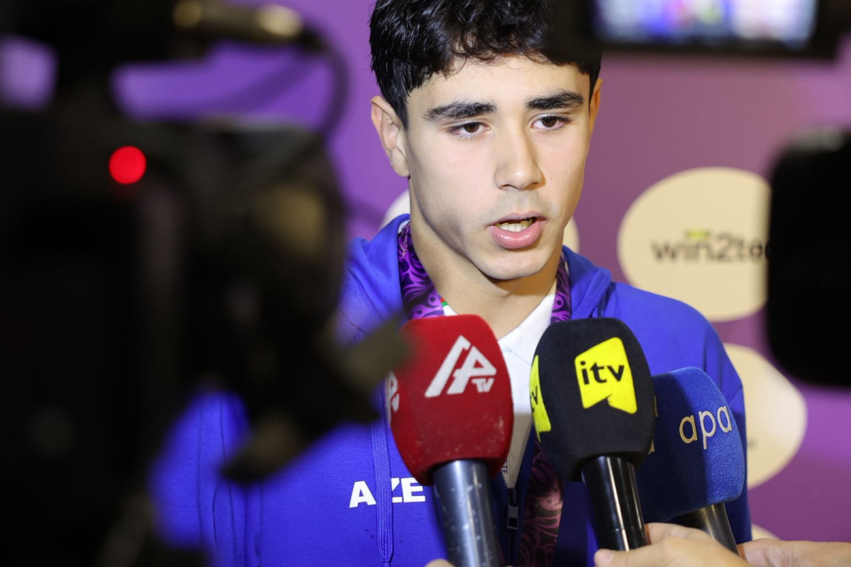 Qızıl medal qazanan üzgüçümüz: "Üzməyə başlayarkən bunu aradan qaldıra bildim”