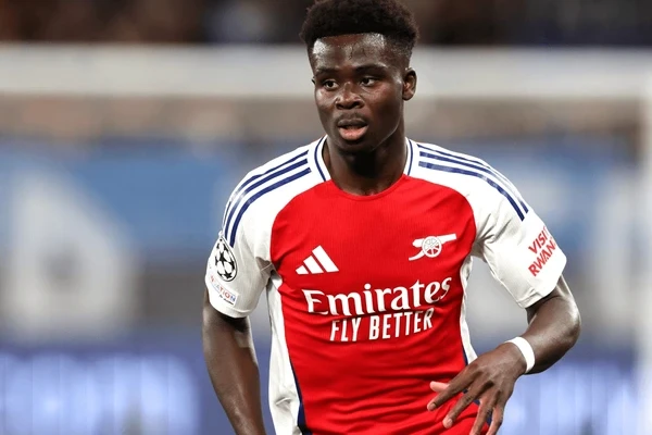 Bukayo Saka "Arsenal" tarixinin ən ödənişli futbolçusu olacaq