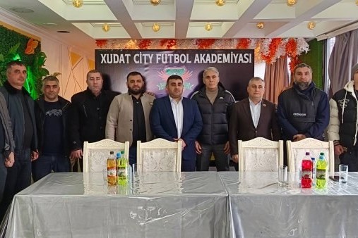 Premyer Liqa təcrübəsi olan baş məşqçi Region Liqasına üz tutdu
