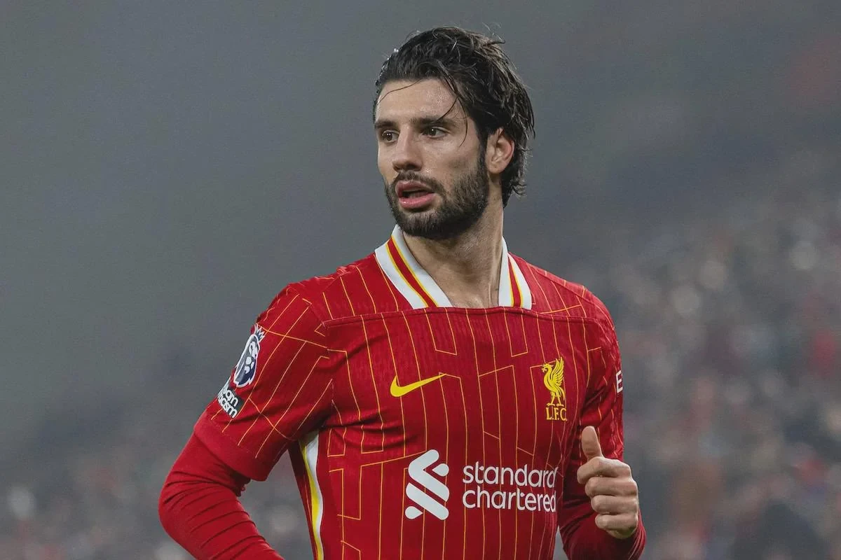 "Liverpul"un yarımmüdafiəçisi iki nəhəngin hədəfində