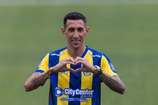 Di Maria 18 ildən sonra doğma klubuna qayıtdı