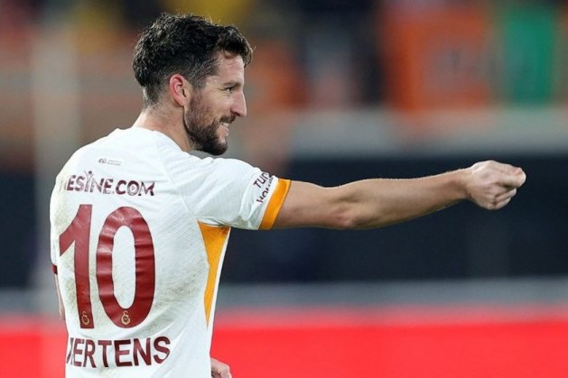 "Qalatasaray"ın futbolçusu vətəninə qayıtmağa hazırlaşır
