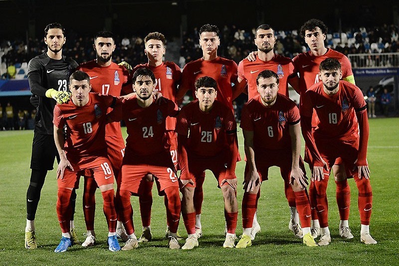 Fernandu Santuş millinin heyətini açıqlayıb