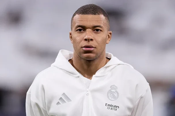 Kilian Mbappe: "Özümü Ronaldo ilə müqayisə edə bilmərəm, mənim yolum fərqlidir"
