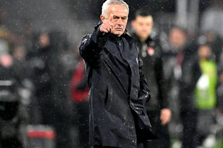 Ərəblərdən Mourinyoya cəlbedici təklif