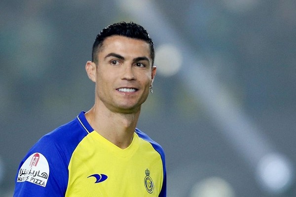 Kriştiano Ronaldo seçim edir