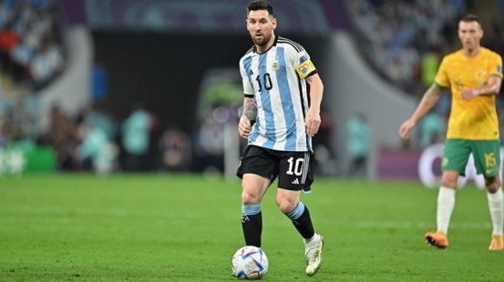 Messi 1000-ci oyununa çıxdı, Maradonanı geridə qoydu