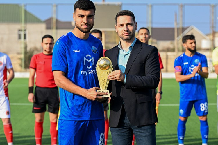 "Ayın qolu" layihəsinin qalibi mükafatlandırıldı