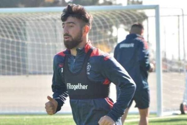 I Liqa klubu elita təcrübəsi olan futbolçu ilə anlaşdı