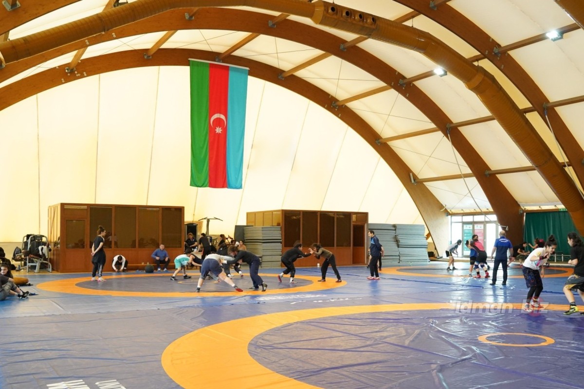 Azərbaycan güləşçiləri reytinq turnirinə Batumidə hazırlaşır