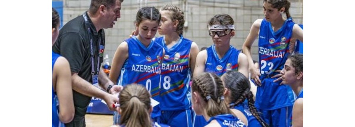 U-16 millisi final görüşünə çıxacaq