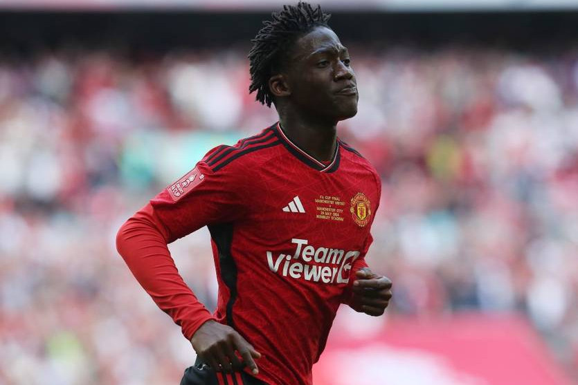 "Napoli" İngiltərə klubunun yarımmüdafiəçisinə "elçi" düşüb