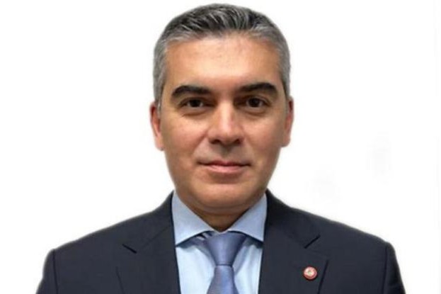 Qitə futbol qurumu Orxan Hüseynzadəni Ruminiyaya göndərir