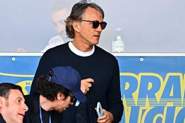 Mançini "Milan"a baş məşqçilik edə bilər
