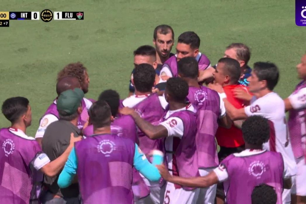 Erməni futbolçu davaya səbəb oldu