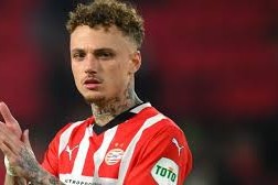 İtaliya çempionu 26 yaşlı müdafiəçi üçün 28 milyon ödəyəcək