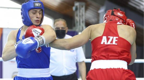 Azərbaycan boksçusu Avropa birinciliyində yarımfinala yüksəldi