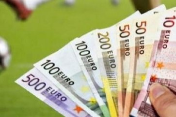 Azərbaycan klubları 2021-ci ildə transferlərə nə qədər pul xərcləyib?