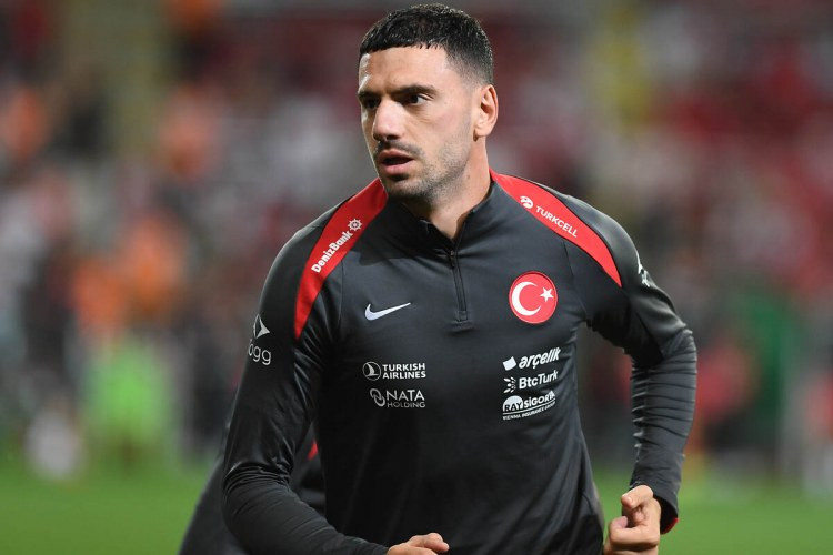 "Fənərbaxça" "Əl-Əhli"nin müdafiəçisini transfer etmək istəyir