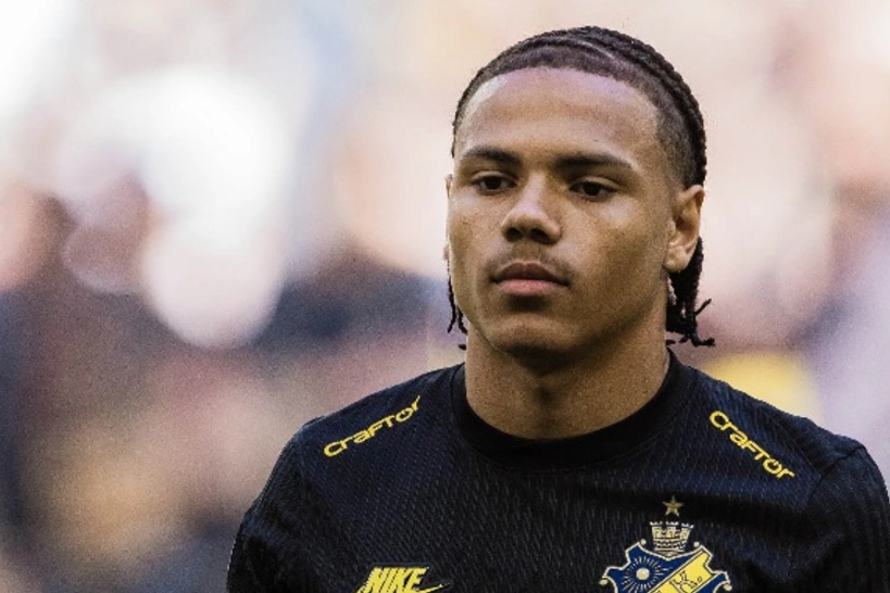 "Mançester Yunayted" 16 yaşlı hücumçunun transferi üçün danışıqlara başlayıb