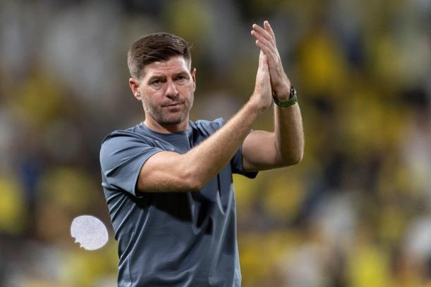 “Liverpul”un əfsanəsi işsiz qaldı